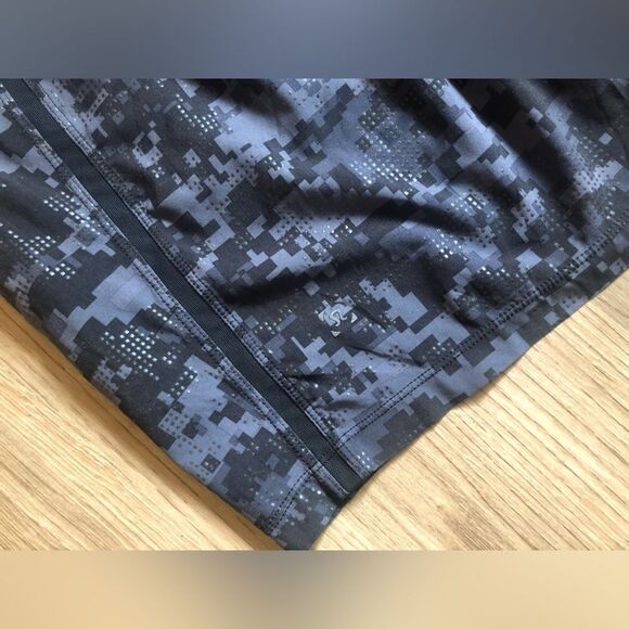 ✨ Lululemon | Pace Breaker MENS Shorts - Picture 5 of 6